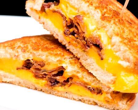 GRILLED CHEESE