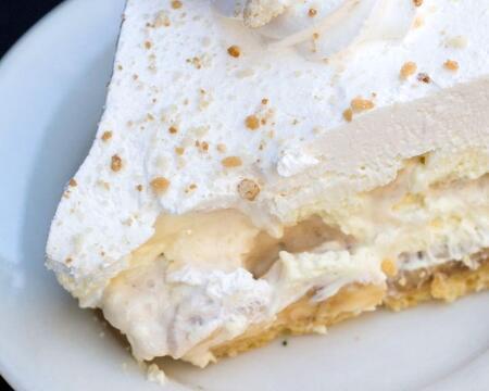 BANANA CREAM PIE
