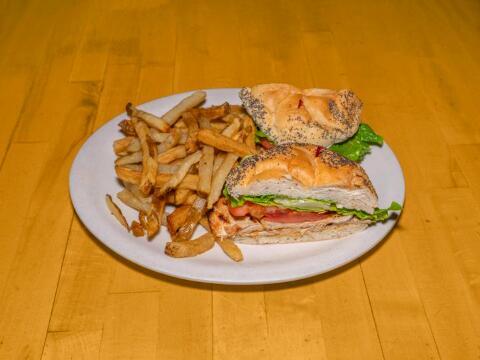 BONELESS CHICKEN SANDWICH